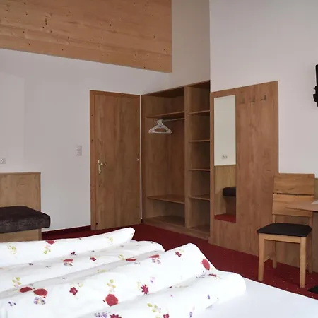 Granstein Guest house *